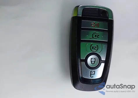 2021 Ford Explorer St z USA, uszkodzony, nr VIN 1FM5K8GC5MGB27091